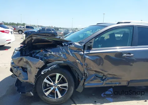 2017 Toyota Rav4 Xle from USA, damaged, VIN JTMWFREV7HJ144443